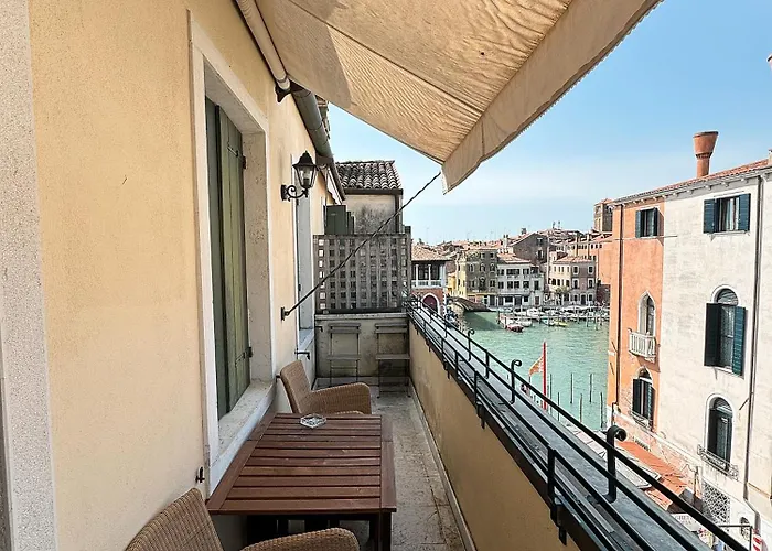 Foscari Palace Venise
